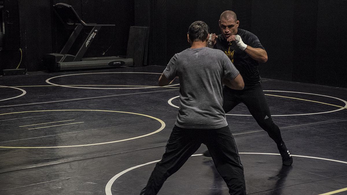 6 Cain Velasquez UFC Phoenix Maryvale Gym workout