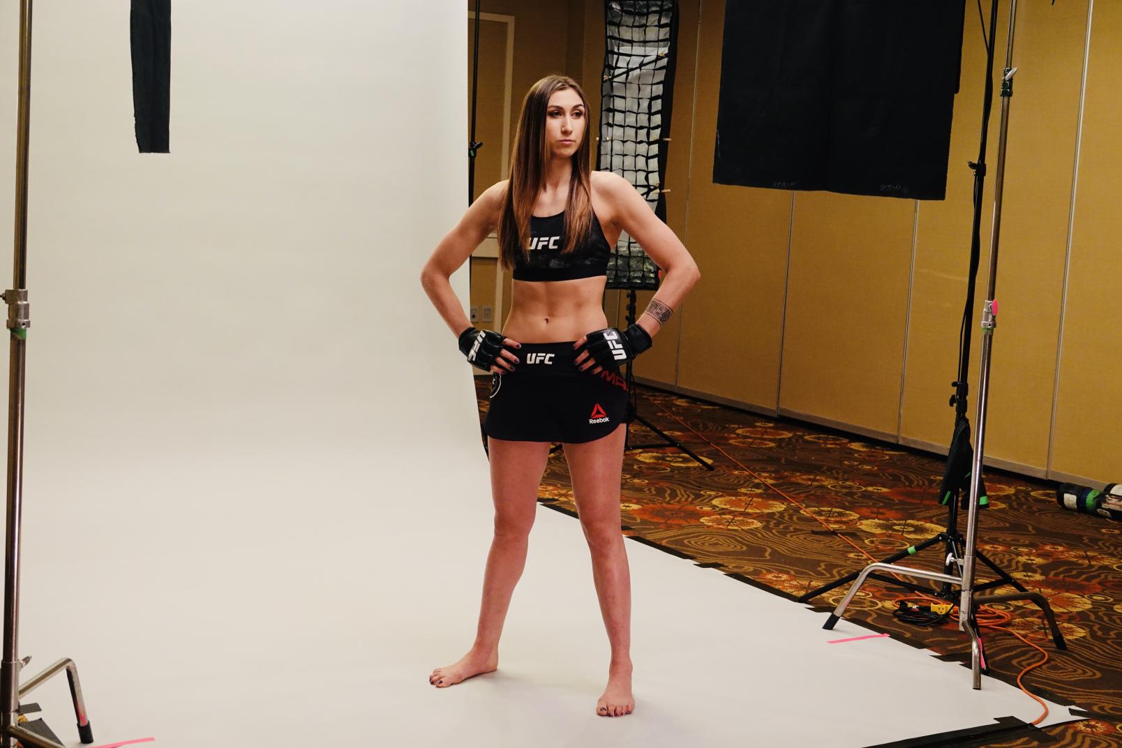 10 - Sabina Detras de camaras UFC Philadelphia