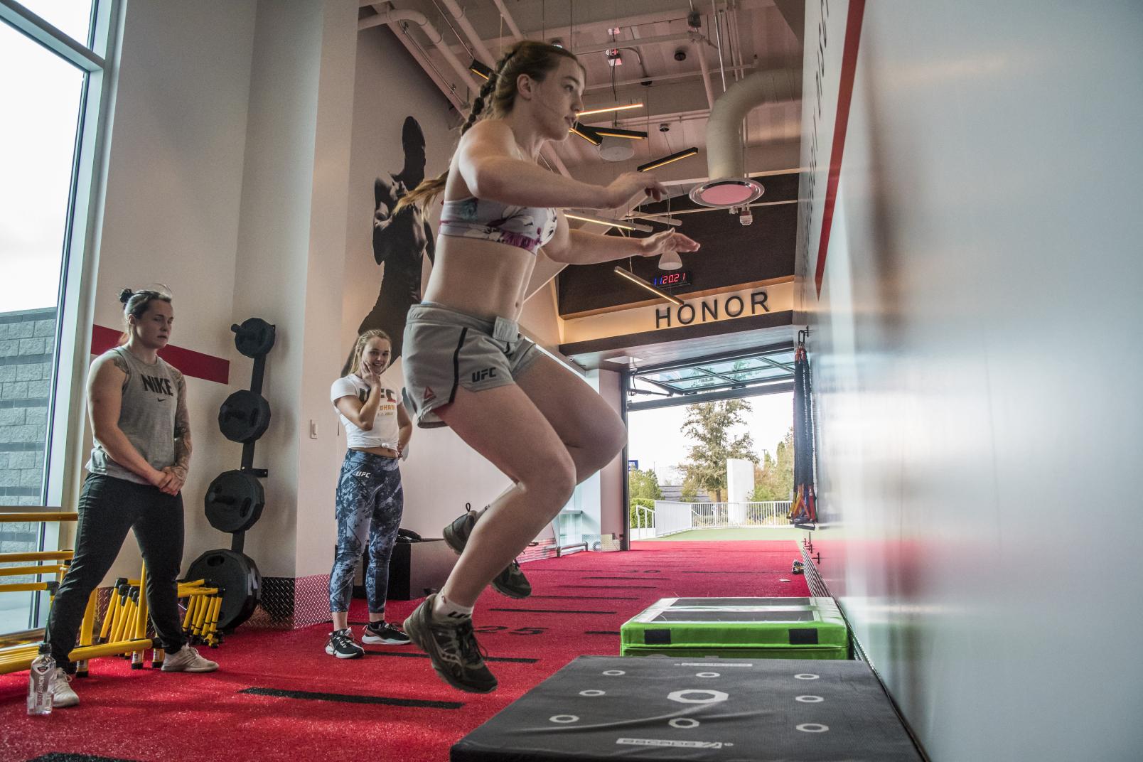 Aspen Ladd and Andrea Lee training at the UFC Performance Institute November 2019
