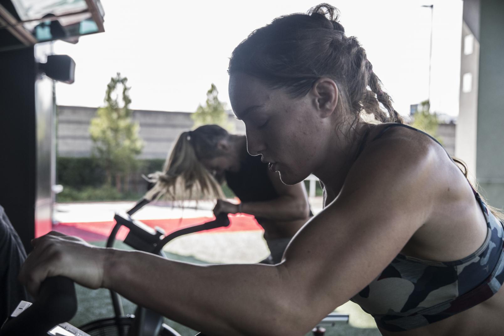 Aspen Ladd, Andrea Lee and Marion Reneau training at the UFC Performance Institute November 2019