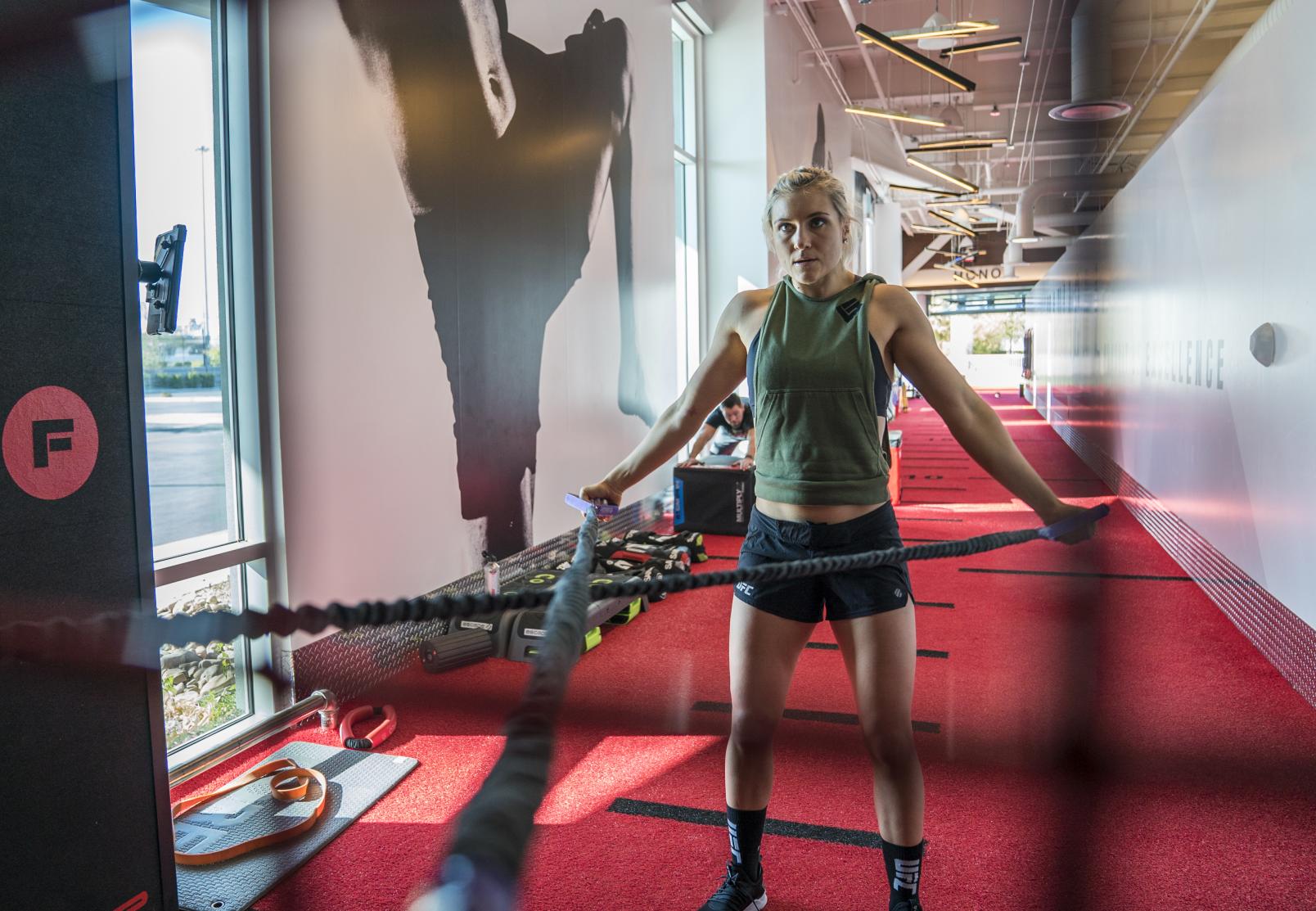 Yana Kunitskaya training at the UFC PI November 2019