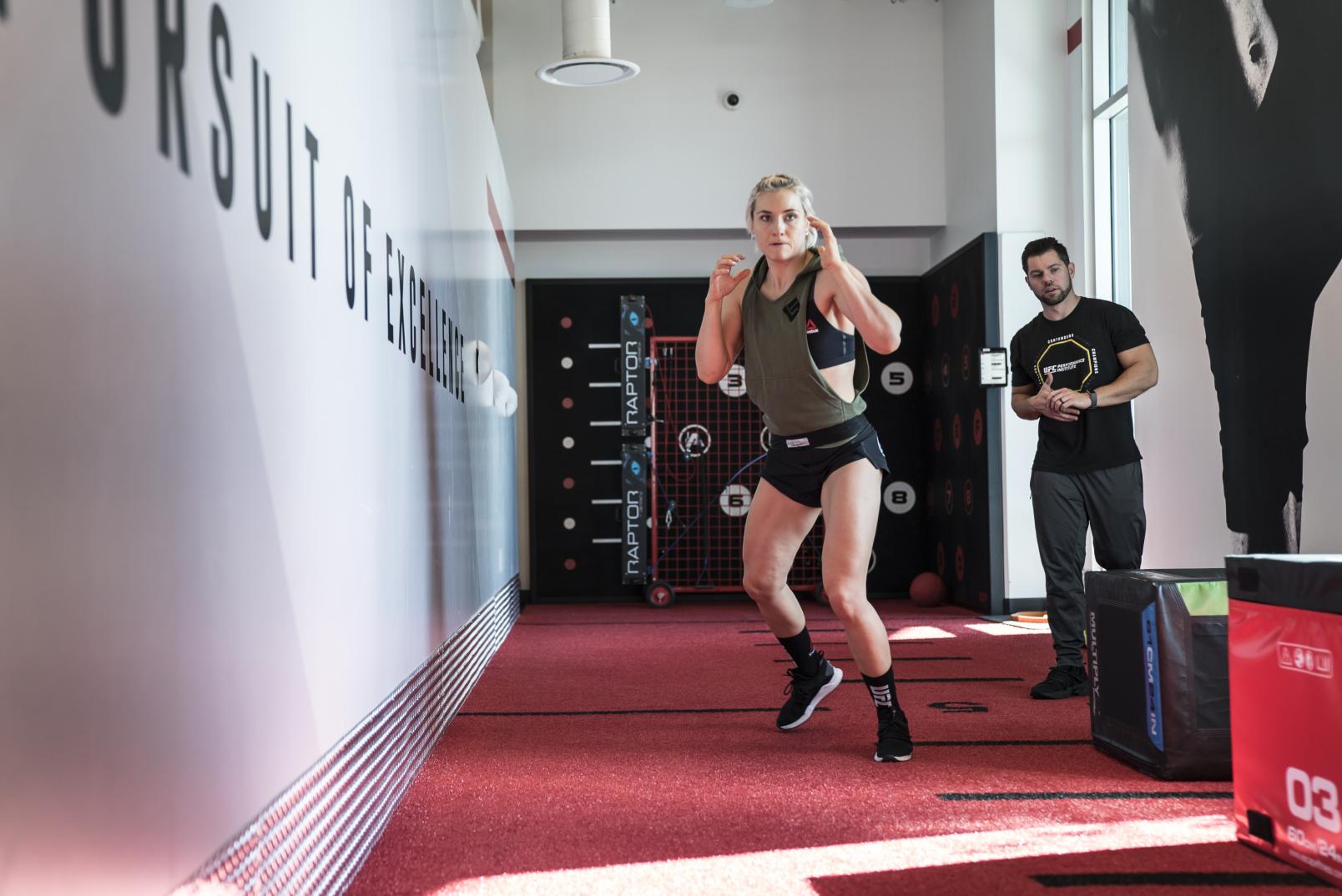 Yana Kunitskaya training at the UFC PI November 2019