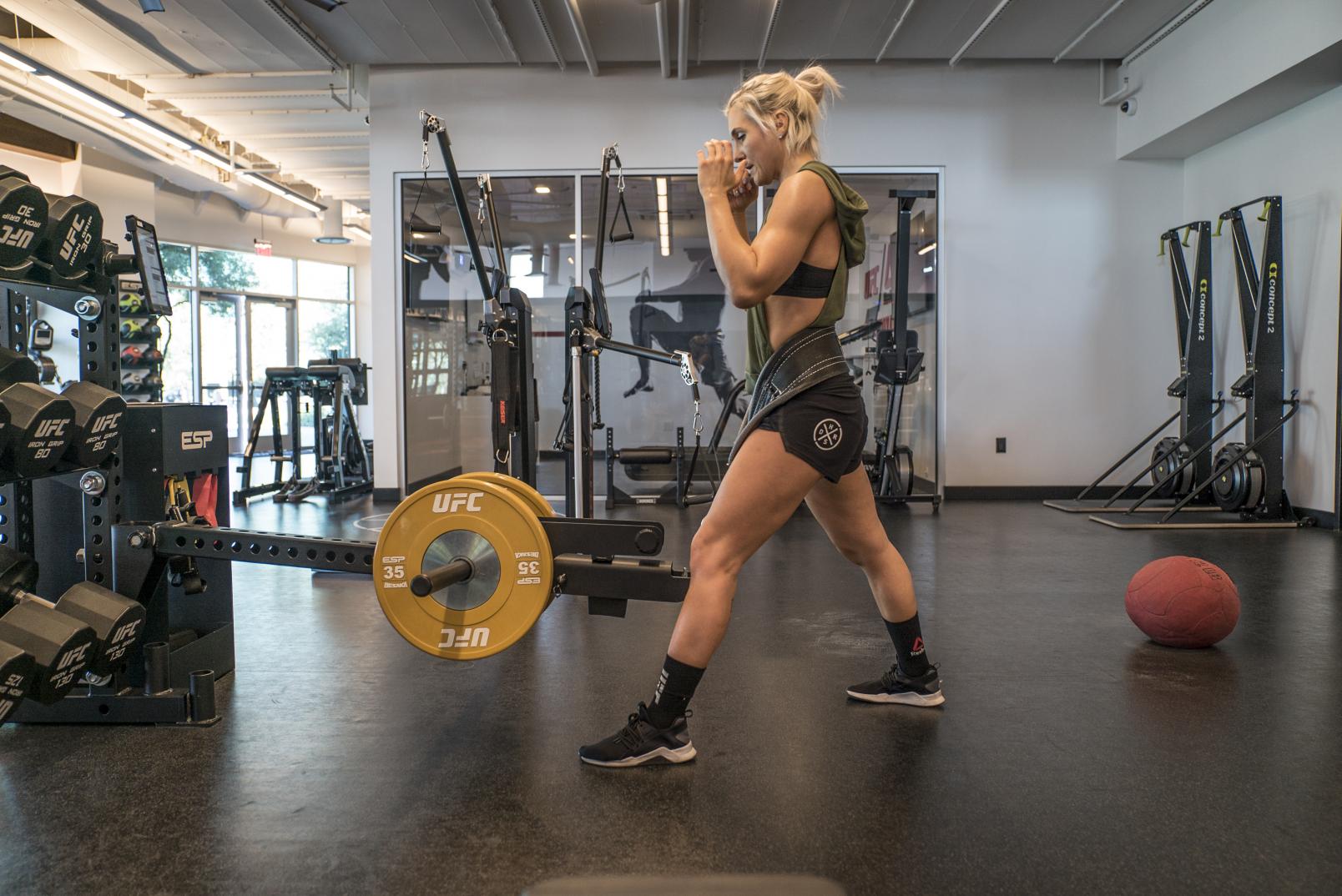 Yana Kunitskaya training at the UFC PI November 2019