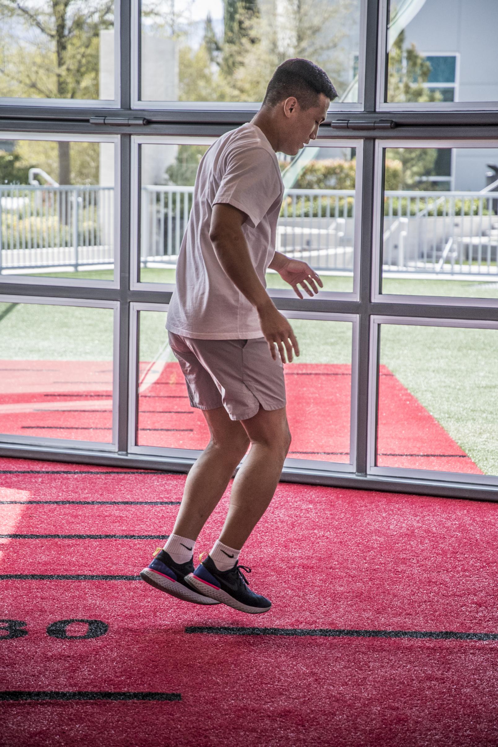 07 Jung Chan-Sung “The Korean Zombie” training at the UFC Performance Institute