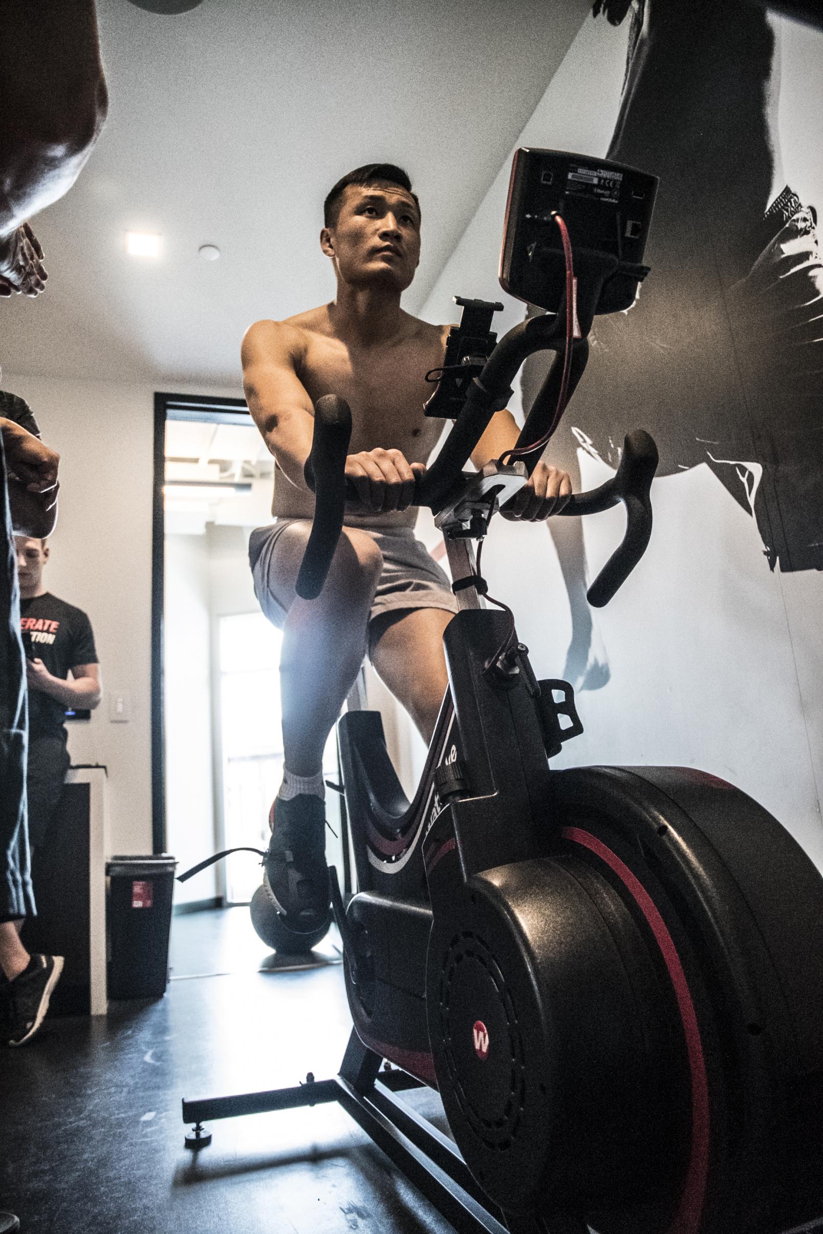 12 Jung Chan-Sung “The Korean Zombie” training at the UFC Performance Institute
