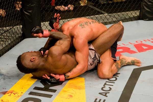 TUF Finale Koppenhaver vs Rollins