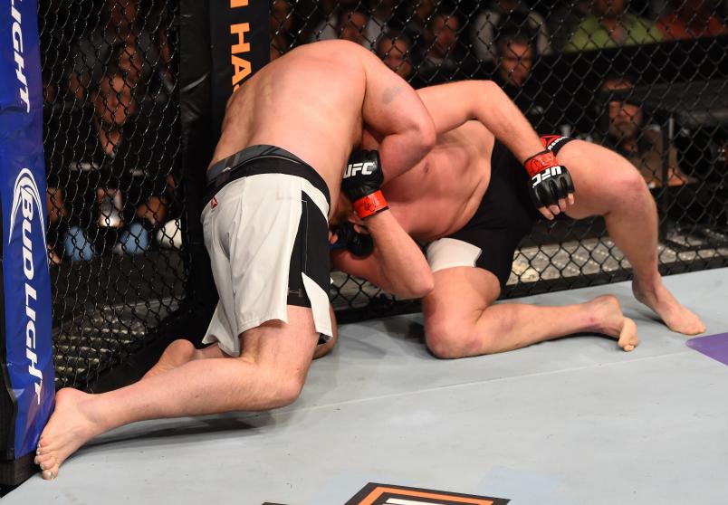 NEWARK, NJ - JANUARY 30: (L-R) Ben Rothwell submits Josh Barnett in their heavyweight bout during the UFC Fight Night event at the Prudential Center on January 30, 2016 in Newark, New Jersey. (Photo by Josh Hedges/Zuffa LLC/Zuffa LLC via Getty Images)
