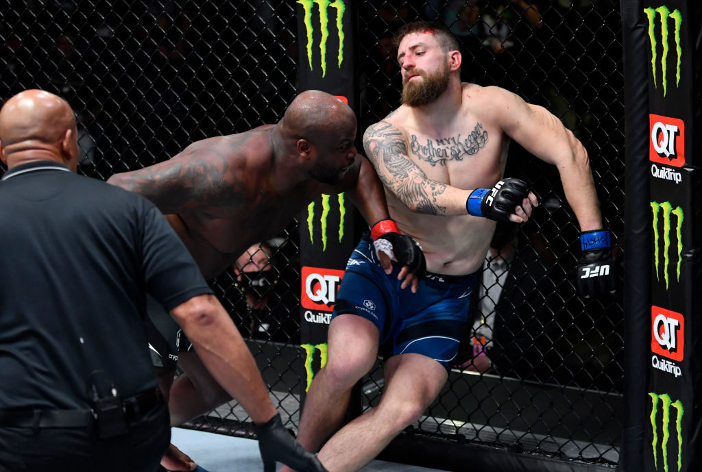 Lewis Regresa A La Victoria Con KO En El 1er Round UFC