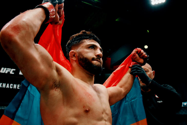 боец трансляция