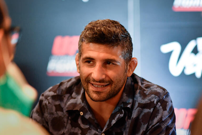 Beneil Dariush poses interacts with fans during the UFC Fan Experience at The Park & Toshiba Plaza on September 24, 2021 in Las Vegas, Nevada. (Photo by Chris Unger/Zuffa LLC)