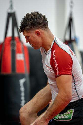 Al Iaquinta prepares for his lightweight bout against Bobby Green at UFC 268: Usman vs Covington 2 at Serra Brazilian Jiu-Jitsu in Long Island, New York. (Photo by McKenzie Pavacich/Zuffa LLC)