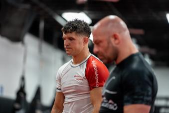 Al Iaquinta prepares for his lightweight bout against Bobby Green at UFC 268: Usman vs Covington 2 at Serra Brazilian Jiu-Jitsu in Long Island, New York. (Photo by McKenzie Pavacich/Zuffa LLC)