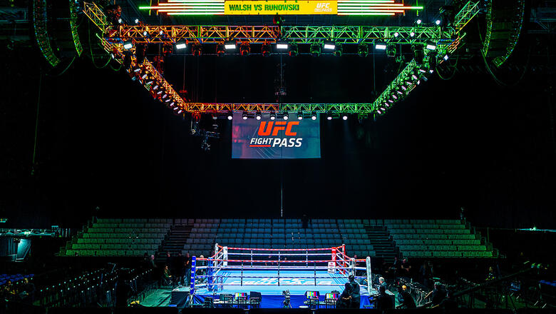 ウォルシュ対ルノウスキー戦の結果 | 試合結果、インタビューなどダブリンから