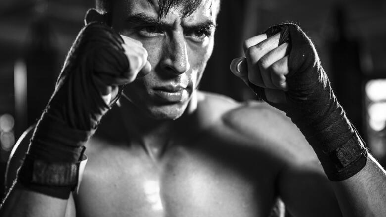 усик ufc 5