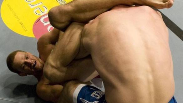 UFC 98 Brock Larson vs Mike Pyle