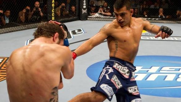 ufc114_05_escudero_vs_lauzon_003