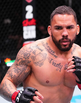 Eryk Anders battles Jamie Pickett in a middleweight bout during the UFC Fight Night event at UFC APEX on March 02, 2024 in Las Vegas, Nevada. (Photo by Jeff Bottari/Zuffa LLC)