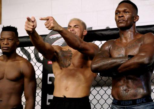 UFC middleweight champion Israel Adesanya, UFC light heavyweight Carlos Ulberg and UFC welterweight Blood Diamond of City Kickboxing pose for a picture ahead of UFC 271: Adesanya vs Whittaker 2.
