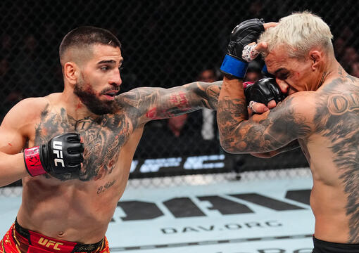 Lightweight Ilia Topuria Knocks Out Charles Oliveira at UFC 317: Topuria vs Oliveira on June 28, 2025 in Las Vegas.