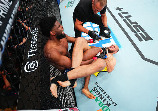  Valter Walker of Brazil Submits Kennedy Nzechukwu of Nigeria in a heavyweight fight during the UFC Fight Night event at Bridgestone Arena on July 12, 2025 in Nashville, Tennessee. (Photo by Jeff Bottari/Zuffa LLC)