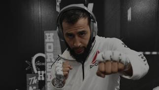 LAS VEGAS, NV - OCTOBER 06: Dominick Reyes warms up backstage during the UFC 229 event inside T-Mobile Arena on October 6, 2018 in Las Vegas, Nevada. (Photo by Mike Roach/Zuffa LLC/Zuffa LLC)