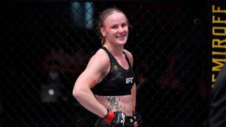 Personalidades do MMA reagem à vitória de Valentina Shevchenko no UFC 255