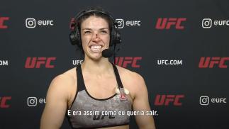 Mackenzie Dern depois de vencer no UFC 256