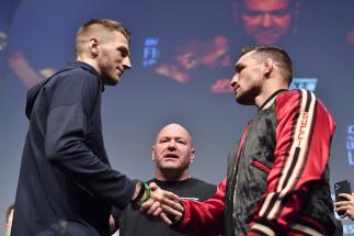 Dan Hooker and Michael Chandler face off during the UFC 257 Press Conference inside Etihad Arena on UFC Fight Island on January 20, 2021 in Yas Island, Abu Dhabi, United Arab Emirates. (Photo by Chris Unger/Zuffa LLC via Getty Images)