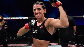 Marina Rodriguez nocauteia Amanda Ribas no duelo brasileiro do UFC 257