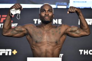 Derek Brunson poses on the scale during the UFC Fight Night weigh-in at UFC APEX on July 31, 2020 in Las Vegas, Nevada. (Photo by Chris Unger/Zuffa LLC)
