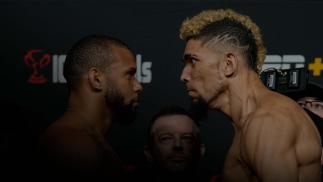 Encarada entre Thiago Marreta e Johnny Walker na pesagem do UFC Vegas 38