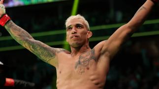 Charles, Blindado e mais seis faturam os bônus do UFC 269