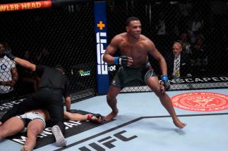 Jamahal Hill At #UFCVegas48 (Photo by Jeff Bottari/Zuffa LLC)