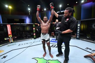 Joaquin Buckley At #UFCVegas48 (Photo by Jeff Bottari/Zuffa LLC)