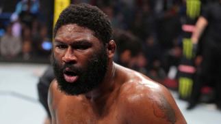 Curtis Blaydes comemora após vencer Chris Daukaus no UFC Columbus (Josh Hedges/Zuffa LLC)