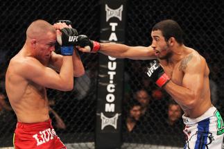 Jose Aldo vs Mark Hominick