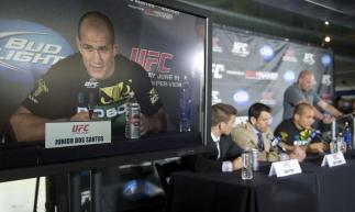 Junior dos Santos, Kenny Florian & Sam Stout