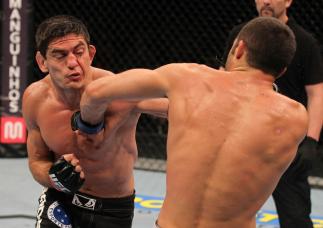 Paulo Thiago vs David Mitchell