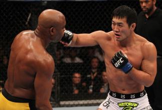 Anderson Silva vs Yushin Okami