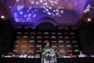 Dana White, Anderson Silva, Yushin Okami, Shogun Rua, Forrest Griffin, Minotauro Nogueira & Brendan Schaub