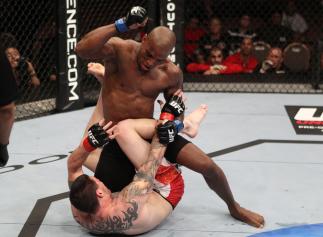 Chris Camozzi vs Francis Carmont