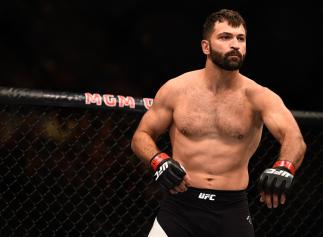LAS VEGAS, NV - SEPTEMBER 05: Andrei Arlovski prepares to face Frank Mir in their heavyweight bout during the UFC 191 event inside MGM Grand Garden Arena on September 5, 2015 in Las Vegas, Nevada. (Photo by Jeff Bottari/Zuffa LLC/Zuffa LLC via Getty Imag