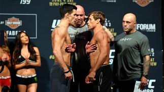 INGLEWOOD, CA - JUNE 03: (L-R) Opponents Dominick Cruz and Urijah Faber face off during the UFC 199 weigh-in at the Forum on June 3, 2016 in Inglewood, California. (Photo by Josh Hedges/Zuffa LLC/Zuffa LLC via Getty Images)