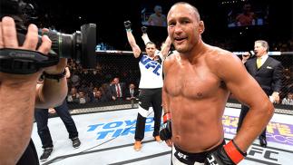 INGLEWOOD, CA - JUNE 04: Dan Henderson celebrates after his knockout win in the second round against Hector Lombard in their middleweight bout during the UFC 199 event at The Forum on June 4, 2016 in Inglewood, California. (Photo by Josh Hedges/Zuffa L