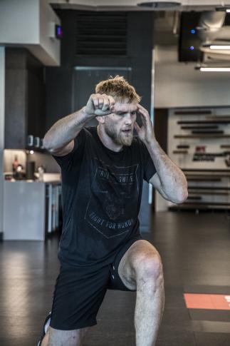 Alexander Gustafsson prepares for UFC 232 at the UFC Performance Institute