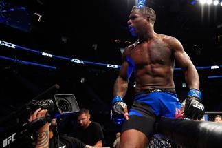 LAS VEGAS, NV - AUGUST 20: Lorenz Larkin celebrates after defeating Neil Magny in their welterweight bout during the UFC 202 event at T-Mobile Arena on August 20, 2016 in Las Vegas, Nevada. (Photo by Josh Hedges/Zuffa LLC/Zuffa LLC via Getty Images)