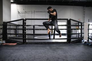 Adrian Yanez training for UFC Vegas 32