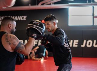 Joel Alvarez training for UFC Vegas 49
