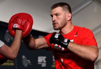 CLEVELAND, OH - SEPTEMBER 07: Stipe Miocic holds an open workout session for fans and media at Gateway Plaza outside Quicken Loans Arena September 7, 2016 in Cleveland, Ohio. (Photo by Josh Hedges/Zuffa LLC/Zuffa LLC via Getty Images)