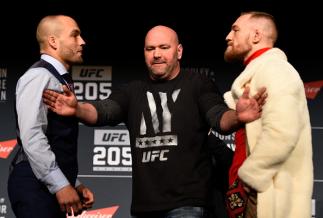 NEW YORK, NY - NOVEMBER 10: (L-R) Opponents Eddie Alvarez and Conor McGregor of Ireland face off during the UFC 205 press conference inside The Theater at Madison Square Garden on November 10, 2016 in New York City. (Photo by Jeff Bottari/Zuffa LLC/Zuffa